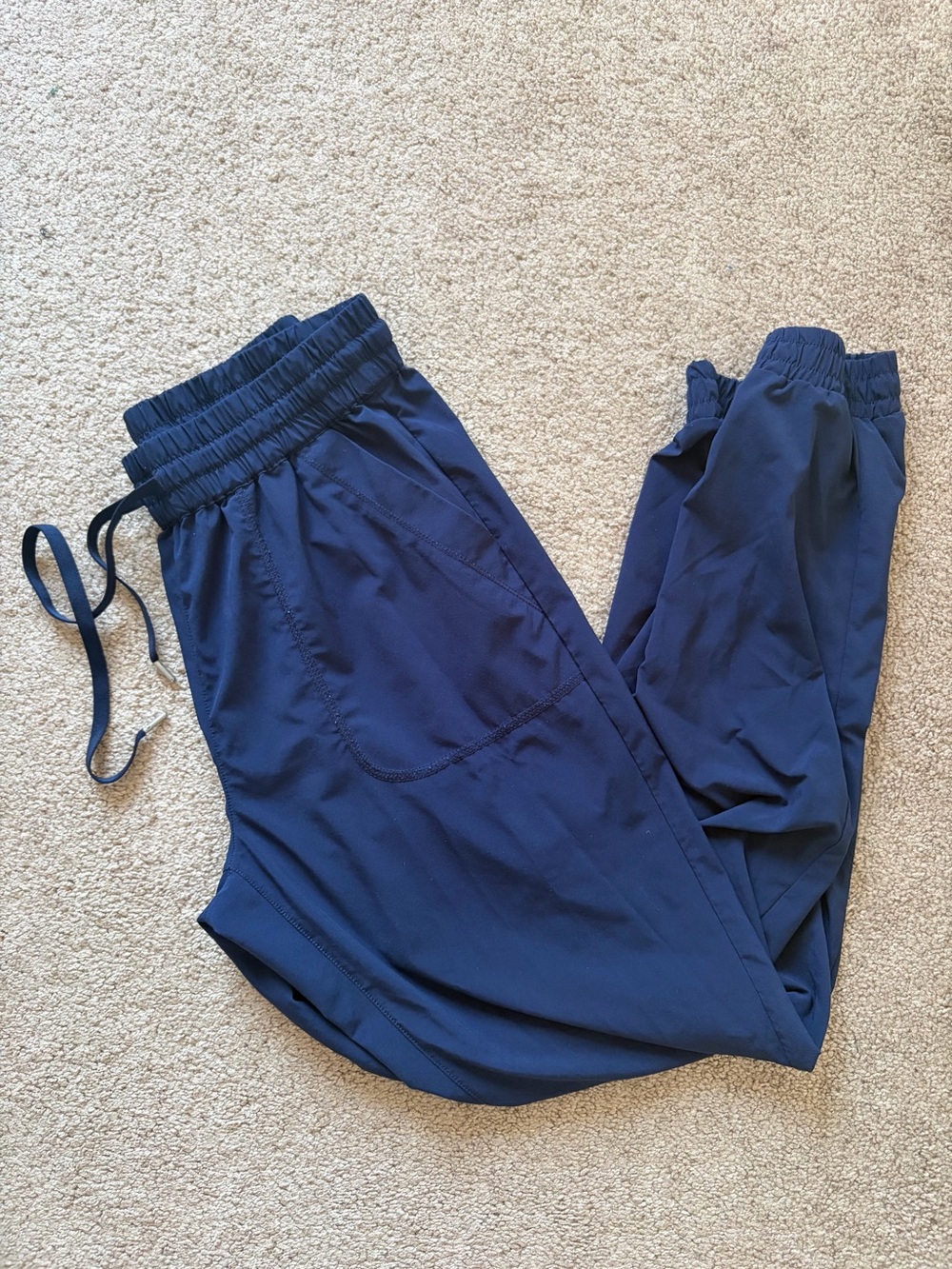 🦋 TNA - Small Navy Joggers
